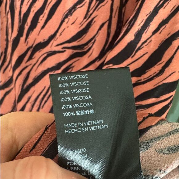 Anthropologie Elyse Printed Bias Slip Dress NWT  XS - Picture 9 of 9